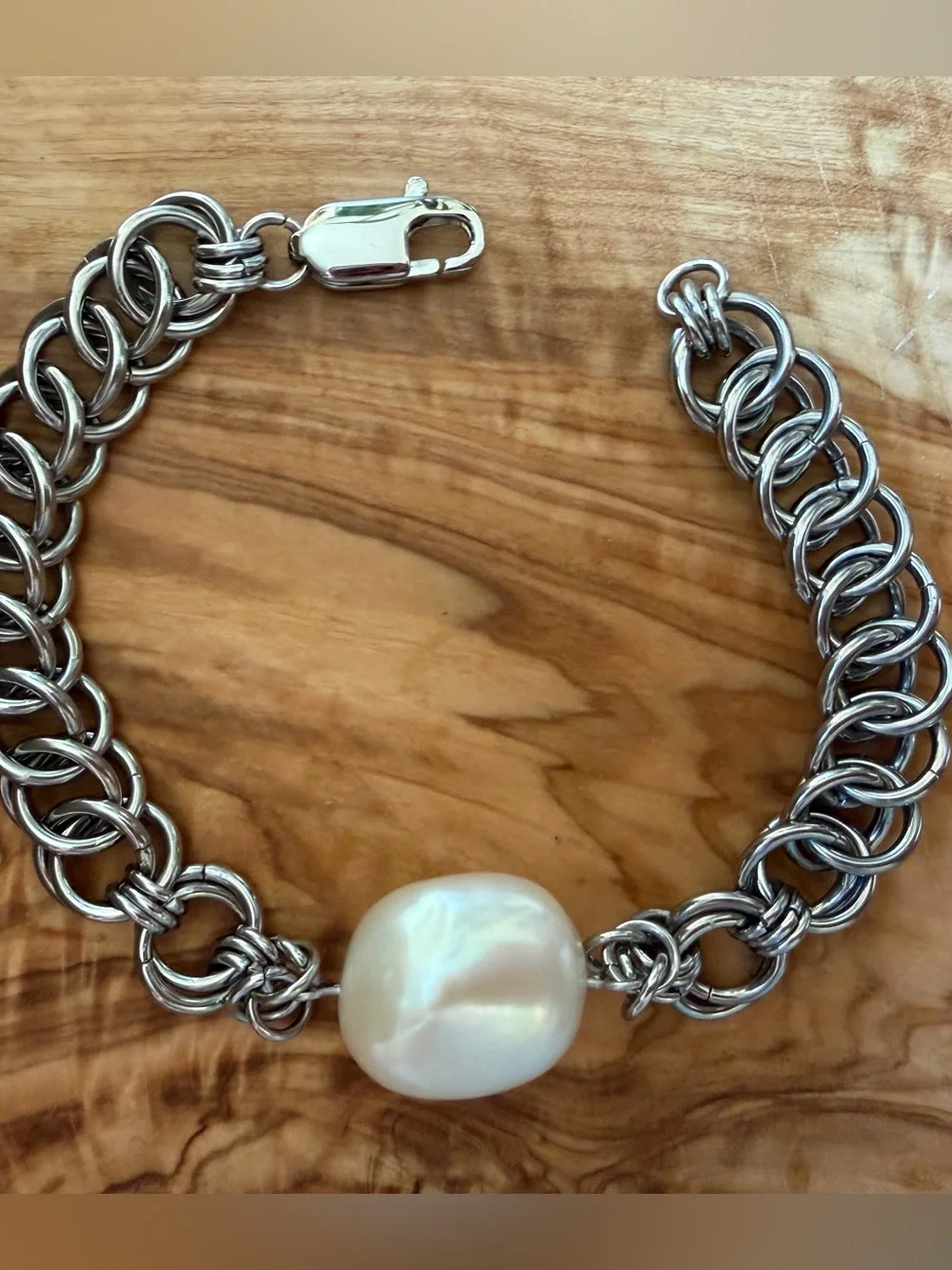 Chainmaille Bracelet with Large White Baroque Pearl